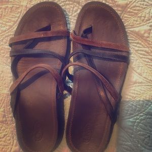 Chaco women’s 11 sandals
